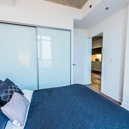 Gladstone Suites - Toronto Central